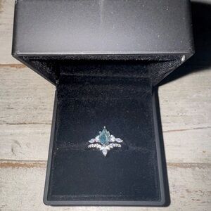 Elegant agate and moss genuine engagement ring set gorgeous details